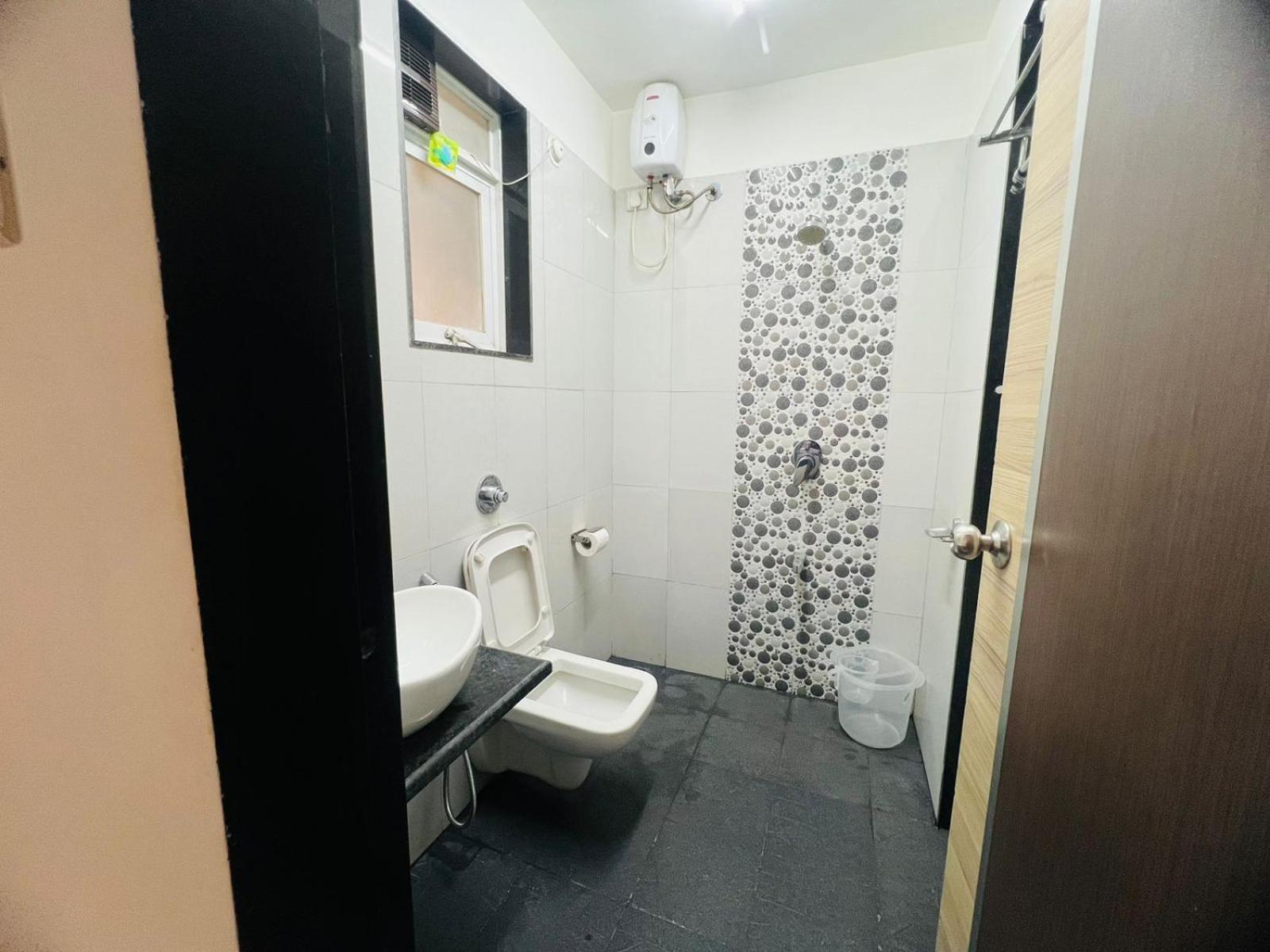 Luna Spaces- Near Mumbai International Airport エクステリア 写真
