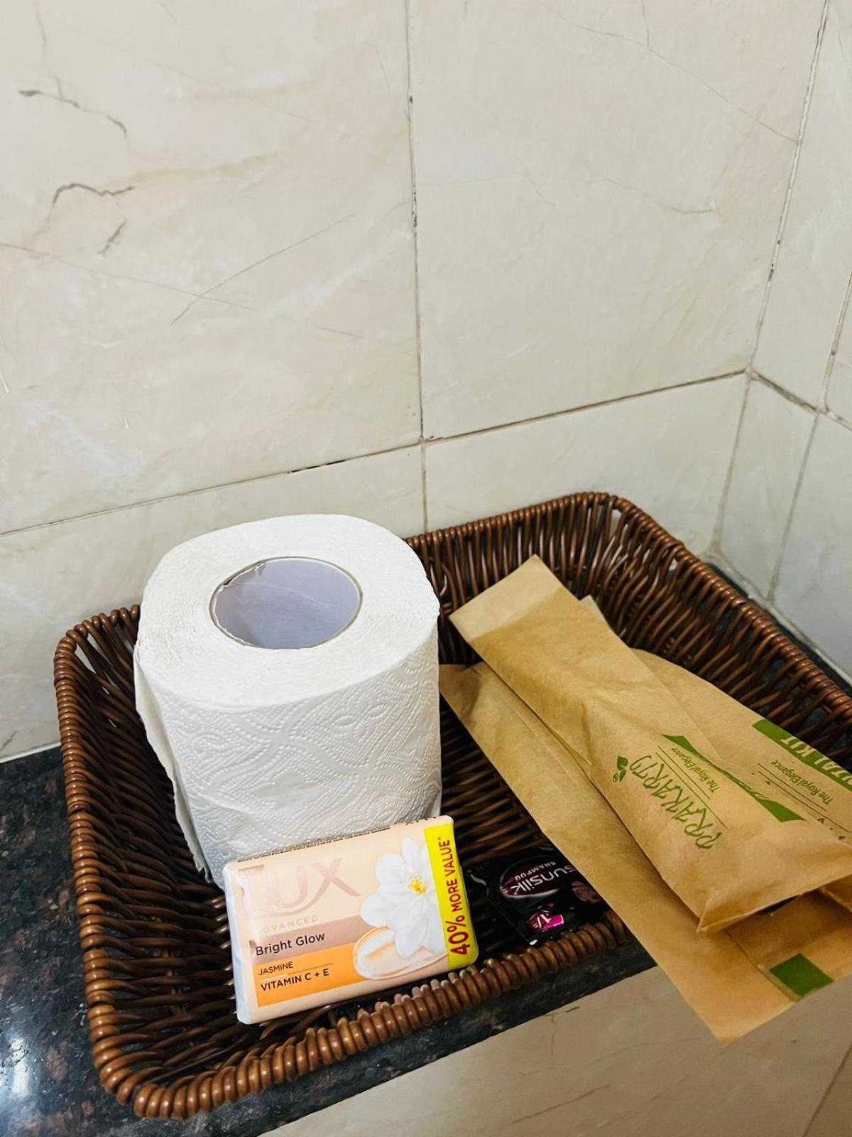 Luna Spaces- Near Mumbai International Airport エクステリア 写真